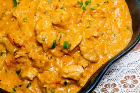 Frango ao molho super suculento e simples de preparar, perfe