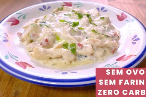 Frango cremoso low carb suculento e saudável, para uma refei