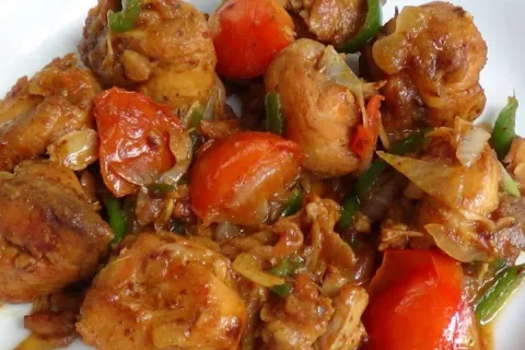 Frango dourado na cebola super saboroso e com um segredo esp