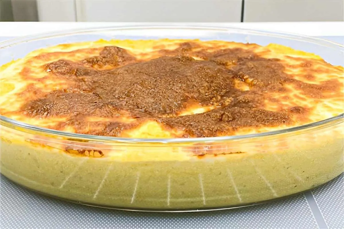 Fricassê de frango cremoso delicioso e fácil de fazer
