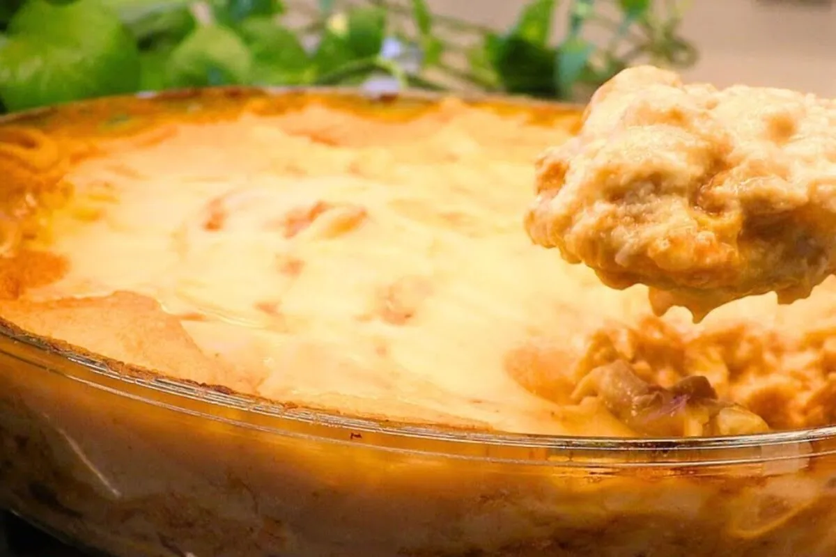 Fricassê de frango cremoso prático e muito gostoso para serv