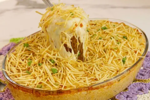 Fricassê de frango cremoso super fácil: sempre que eu faço m