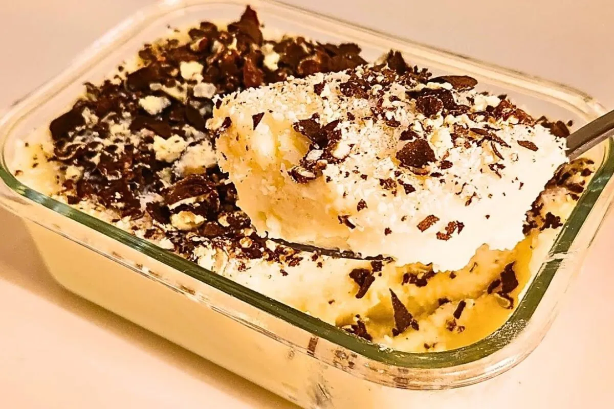 Gelado cremoso de coco super fácil de fazer, para você servi