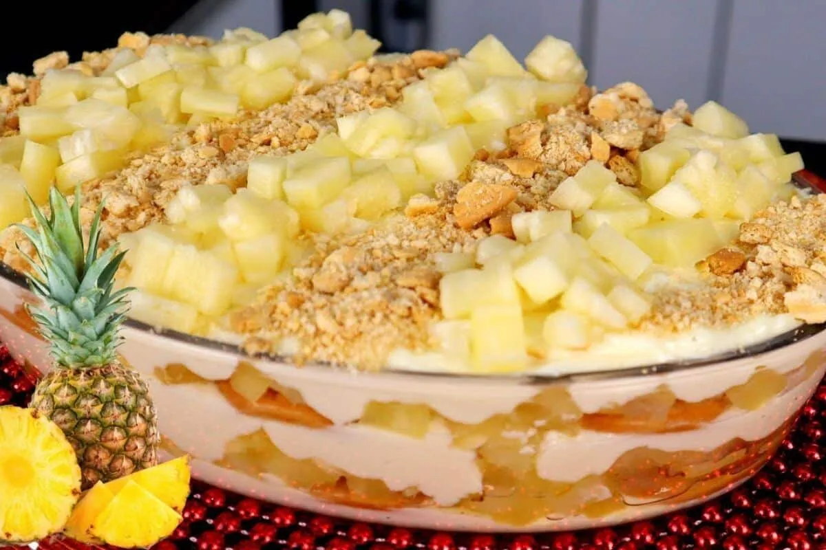 Gelado de abacaxi com coco: uma sobremesa refrescante que va