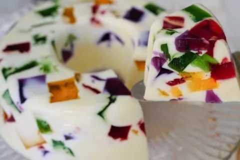 Gelatina colorida: uma sobremesa clássica, linda, simples e 