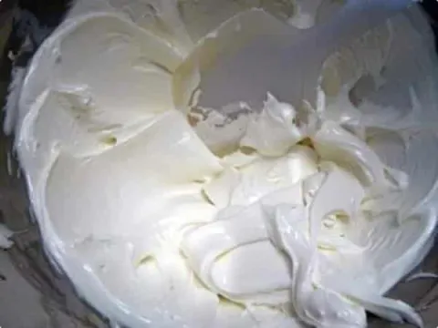 Glacê de Leite Condensado de 3 Ingredientes