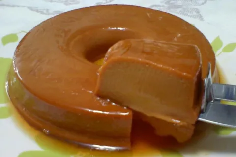 Igual a esse você nunca comeu pudim de doce de leite diferen