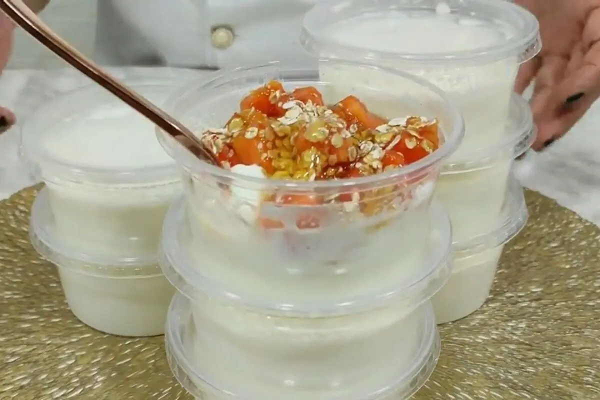 Iogurte caseiro: faça com facilidade um iogurte natural que