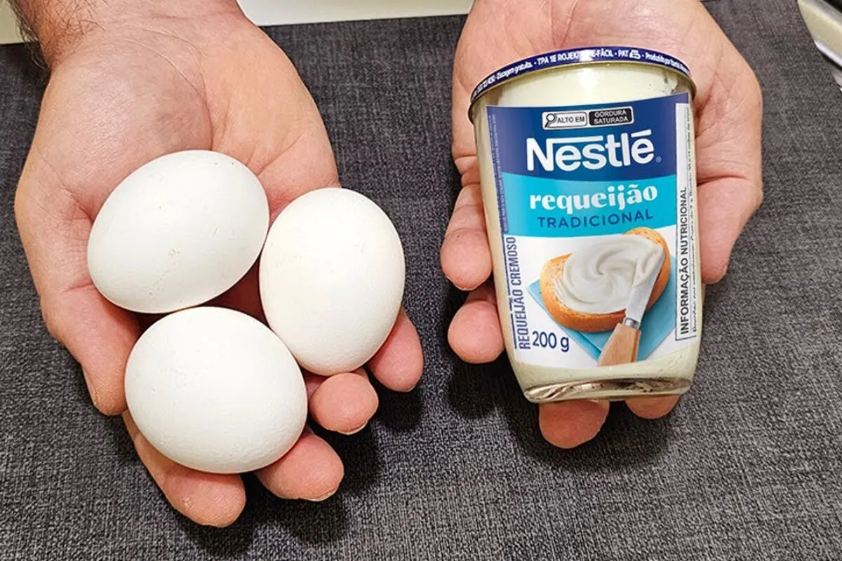Lanche rápido e fácil feito com ovos e um truque surpreenden