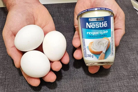 Lanche rápido e fácil feito com ovos e um truque surpreenden