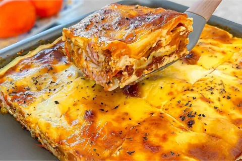 Lasanha de carne moída com massa de pastel uma delícia que v