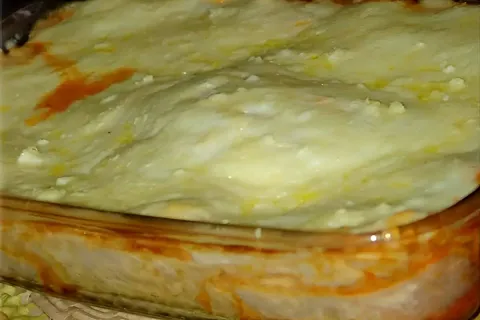 Lasanha de frango com molho branco um prato delicioso para f