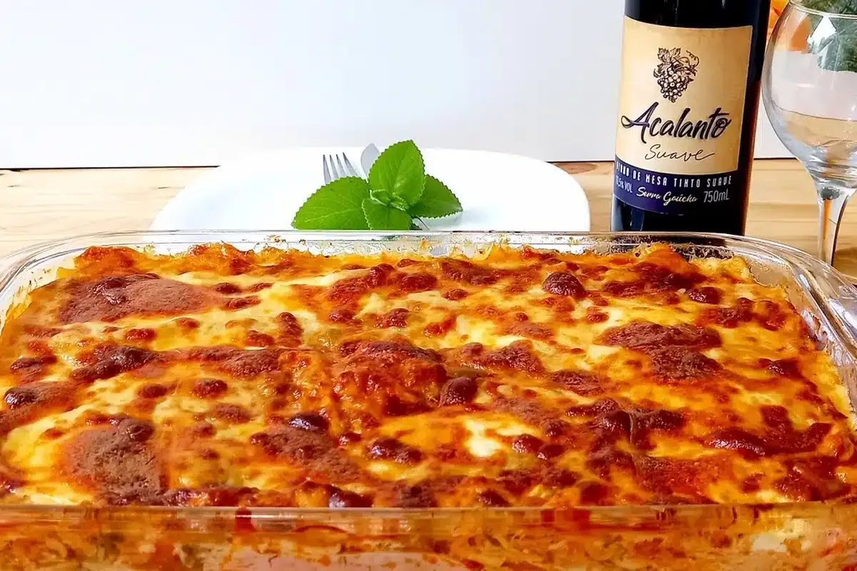 Lasanha de frango deliciosa para você servir e fazer da sua