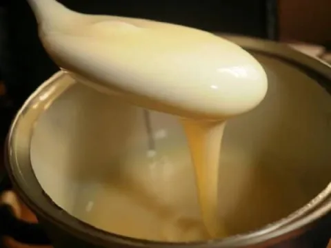 Leite Condensado Caseiro com Leite de Vaca