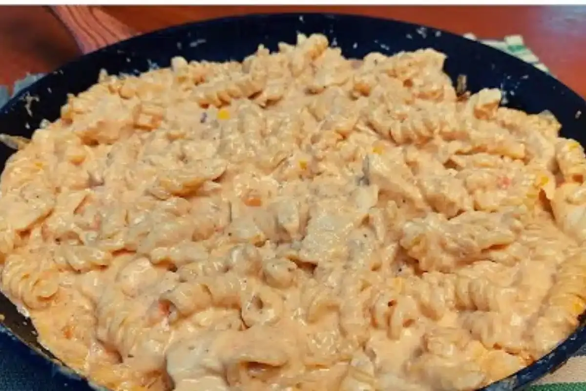 Macarrão cremoso com frango: uma refeição rápida e deliciosa