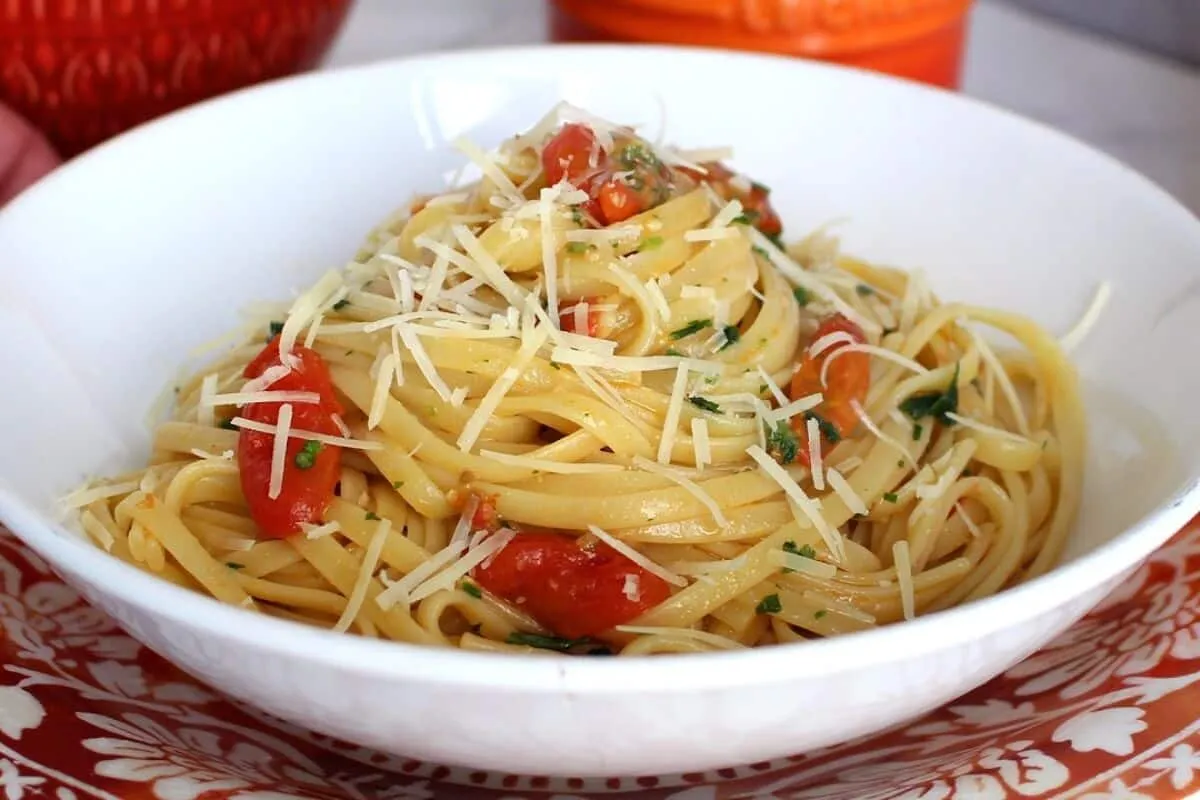 Macarrão de 10 minutos para uma refeição prática e deliciosa