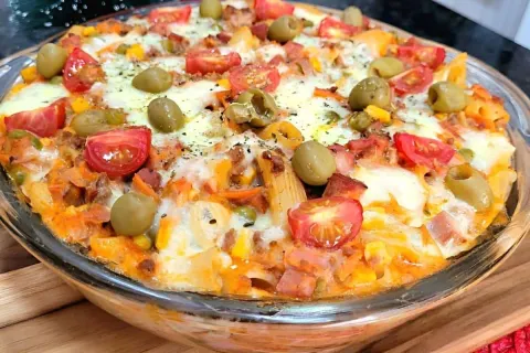Macarrão de solteiro um prato único fácil e cheio de sabor p