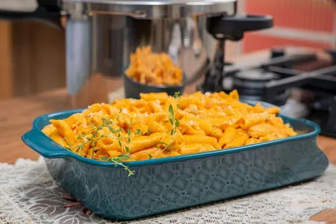 Macarrão na panela de pressão para o natal: fica tão gostoso