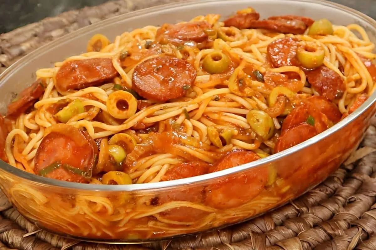 Macarronada de calabresa um prato rápido e delicioso para o