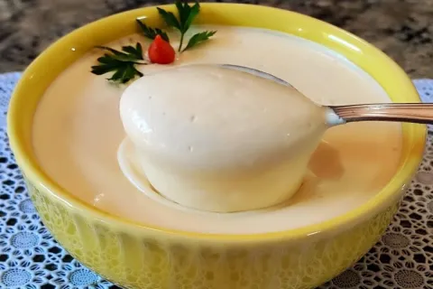 Maionese caseira que não leva óleo para você comer e saborea