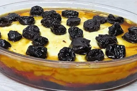 Manjar de coco na travessa: impossível comer apenas um pedaç