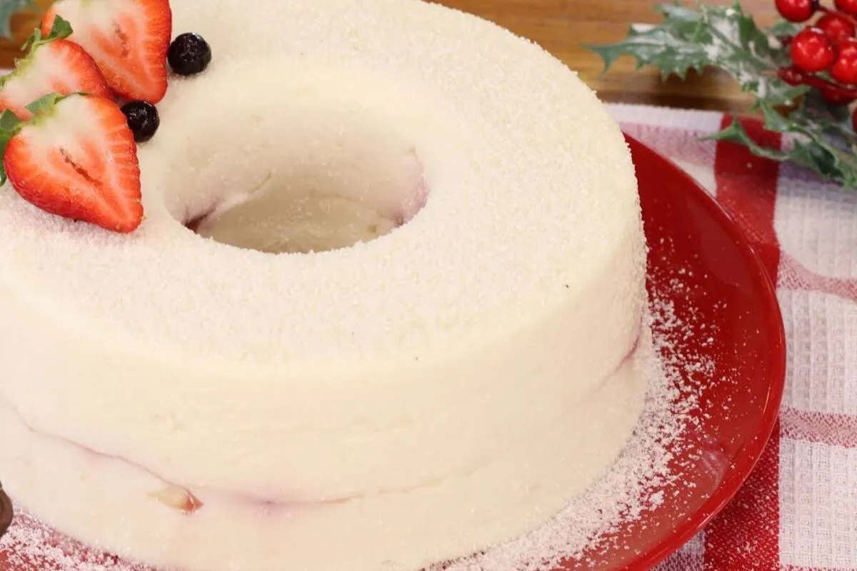 Manjar recheado, uma sobremesa clássica, linda e simples de