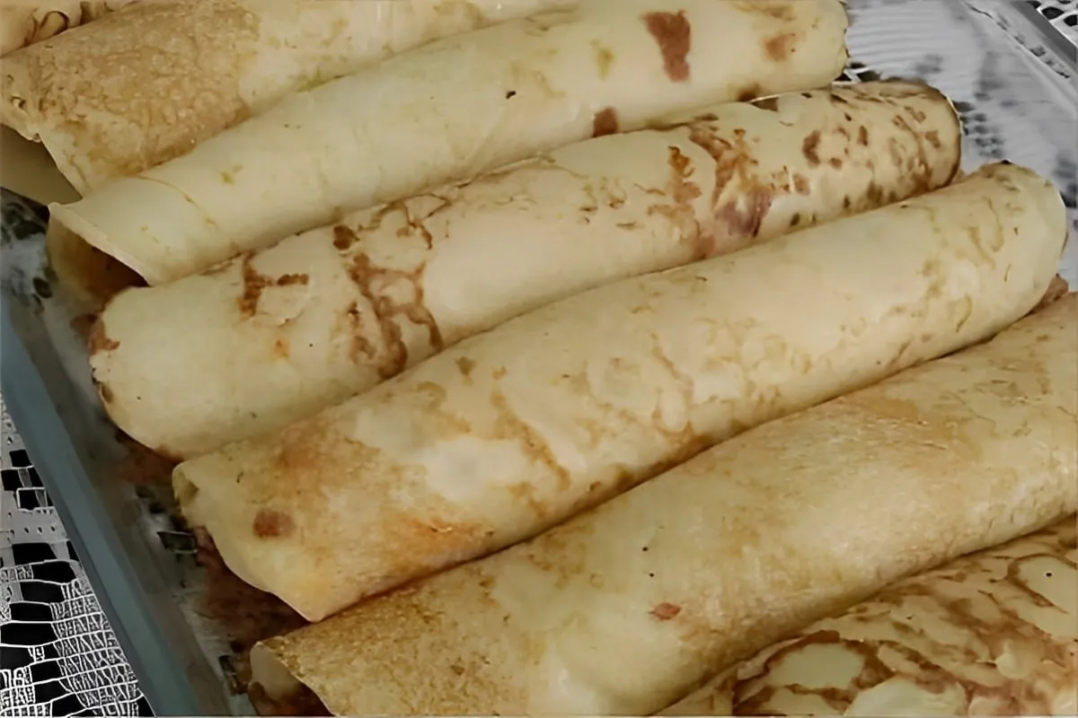 Massa de panqueca com apenas 3 ingredientes simples e prátic