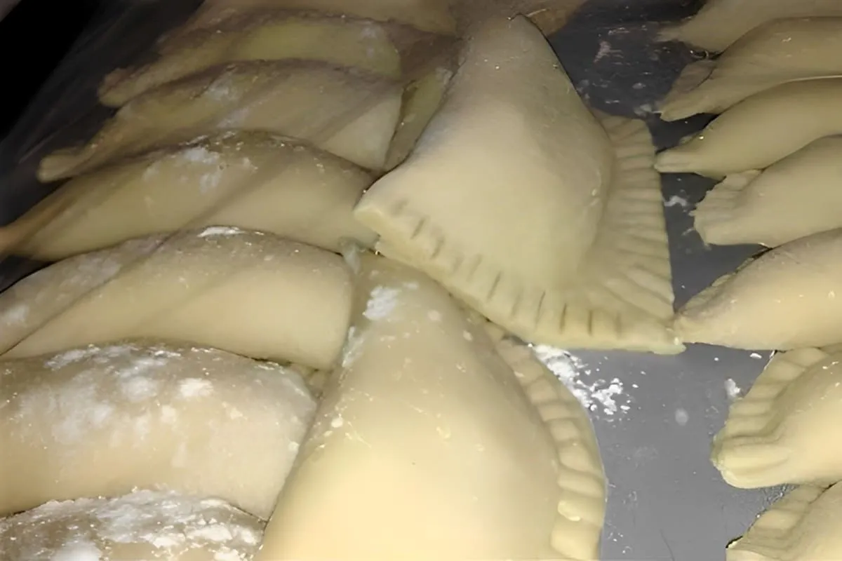 Massa de pastel de feira para fazer pastéis deliciosos e seq