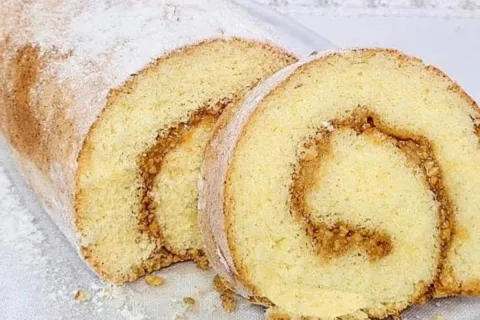 Massa para rocambole perfeita muito fofinha e fácil de fazer
