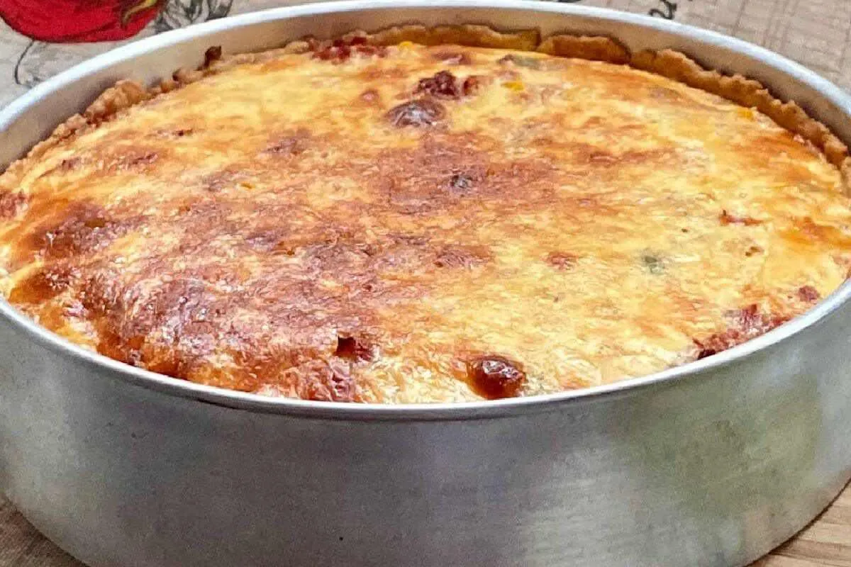 Massa para torta salgada perfeita que precisa só de 2 ingred