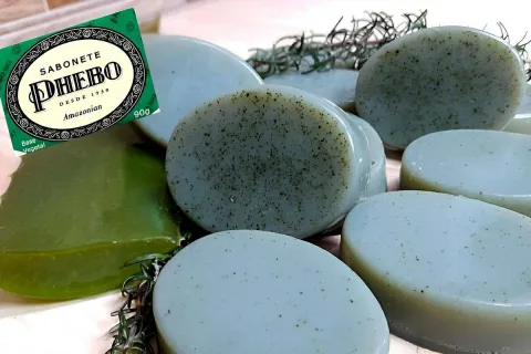 Minha irmã está usando esse sabonete hidratante de babosa co