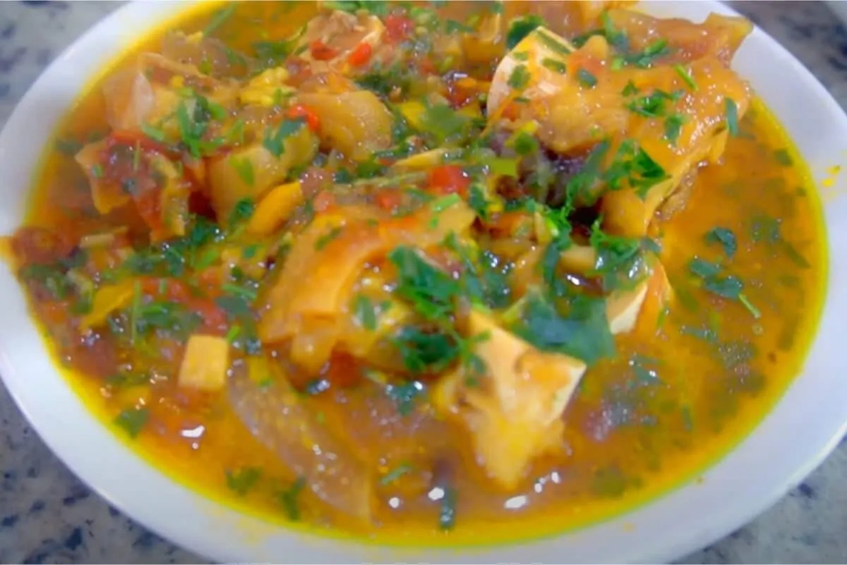 Mocotó na panela de pressão bem temperado: igual aquele que