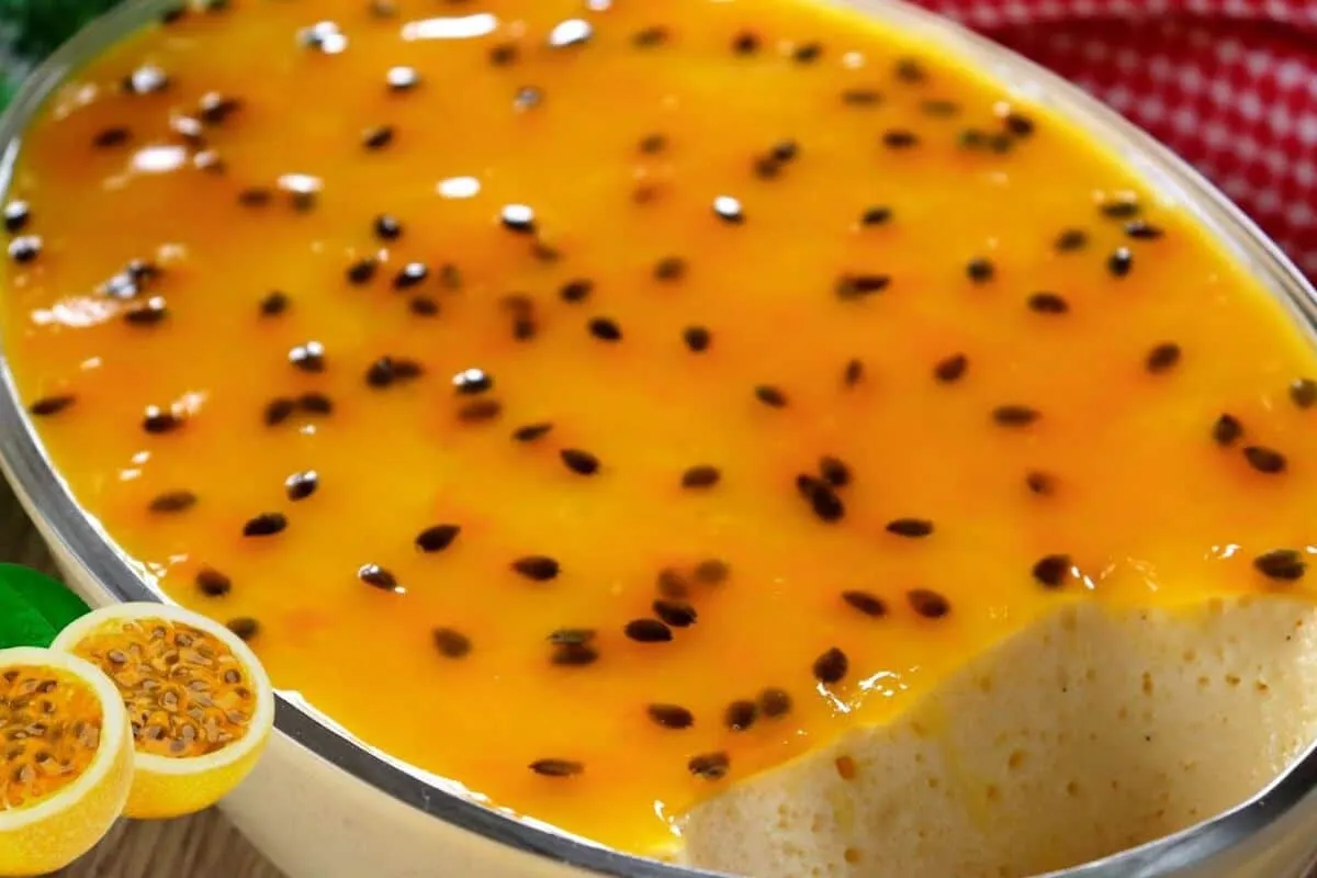 Mousse de maracujá: a sobremesa geladinha, fácil e cheia de