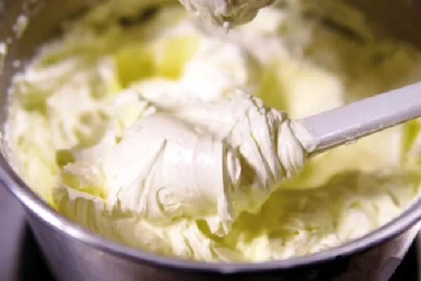 Mousse e Chantilly de Leite Ninho para Bolos