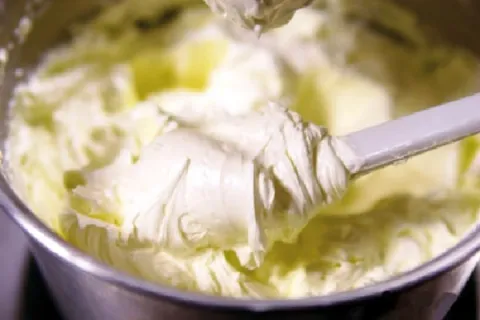 Mousse e Chantilly de Leite Ninho para Bolos