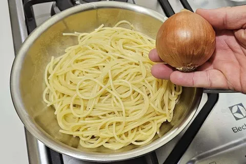 Não faça almoço na sua casa antes de aprender essa receita d