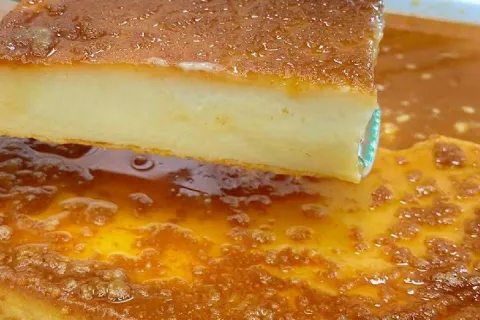 Não precisa comprar leite condensado para fazer esse pudim d