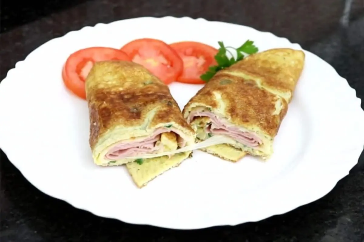 Omelete recheado prático e saboroso feito em poucos minutos