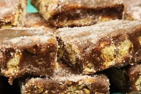 Palha italiana deliciosa e sem mistério, um doce irresistíve