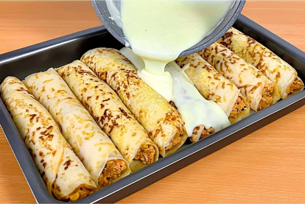 Panqueca de frango com molho branco fácil e prática de prepa