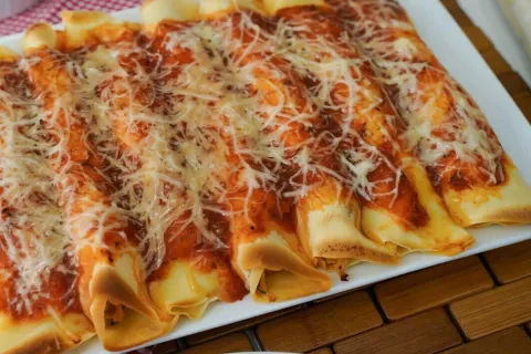 Panqueca de frango simples e rápida, com uma massa bem leve 