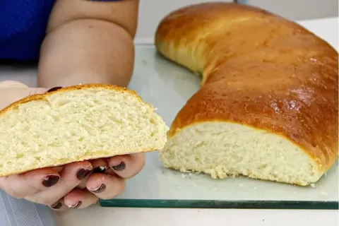 Pão caseiro delicioso e fofinho agora meu café da manhã tem 