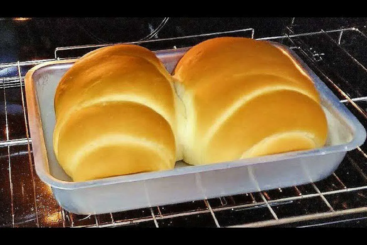 Pão caseiro muito gostoso que cresce bastante perfeito para