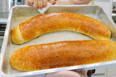 Pão caseiro recheado que fica delicioso e você vai querer fa