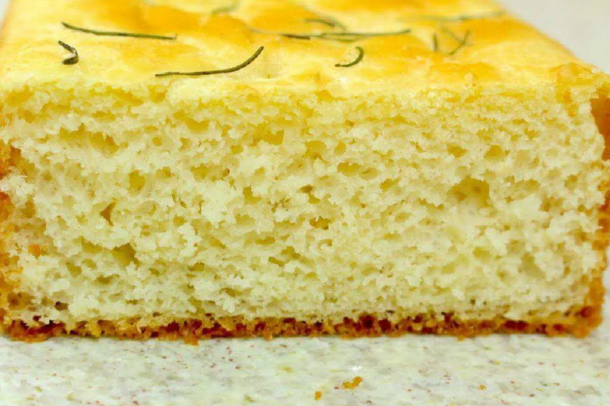 Pão caseiro saboroso com alguns ingredientes secretos para d