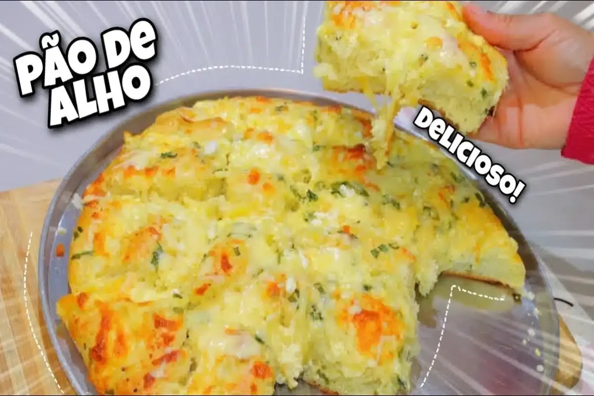Pão de alho caseiro com bastante sabor, ótimo para servir no