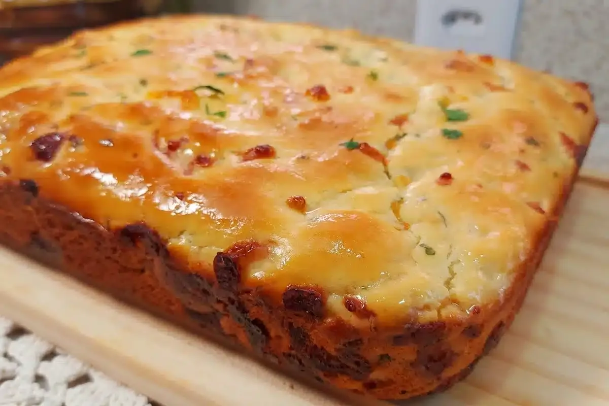 Pão de batata sem sovar: no meio dele tem um creme que você