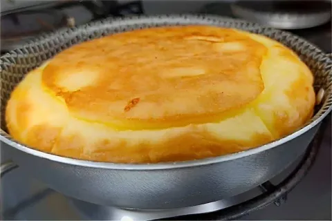 Pão de frigideira para mudar o jeito de fazer o seu café da 