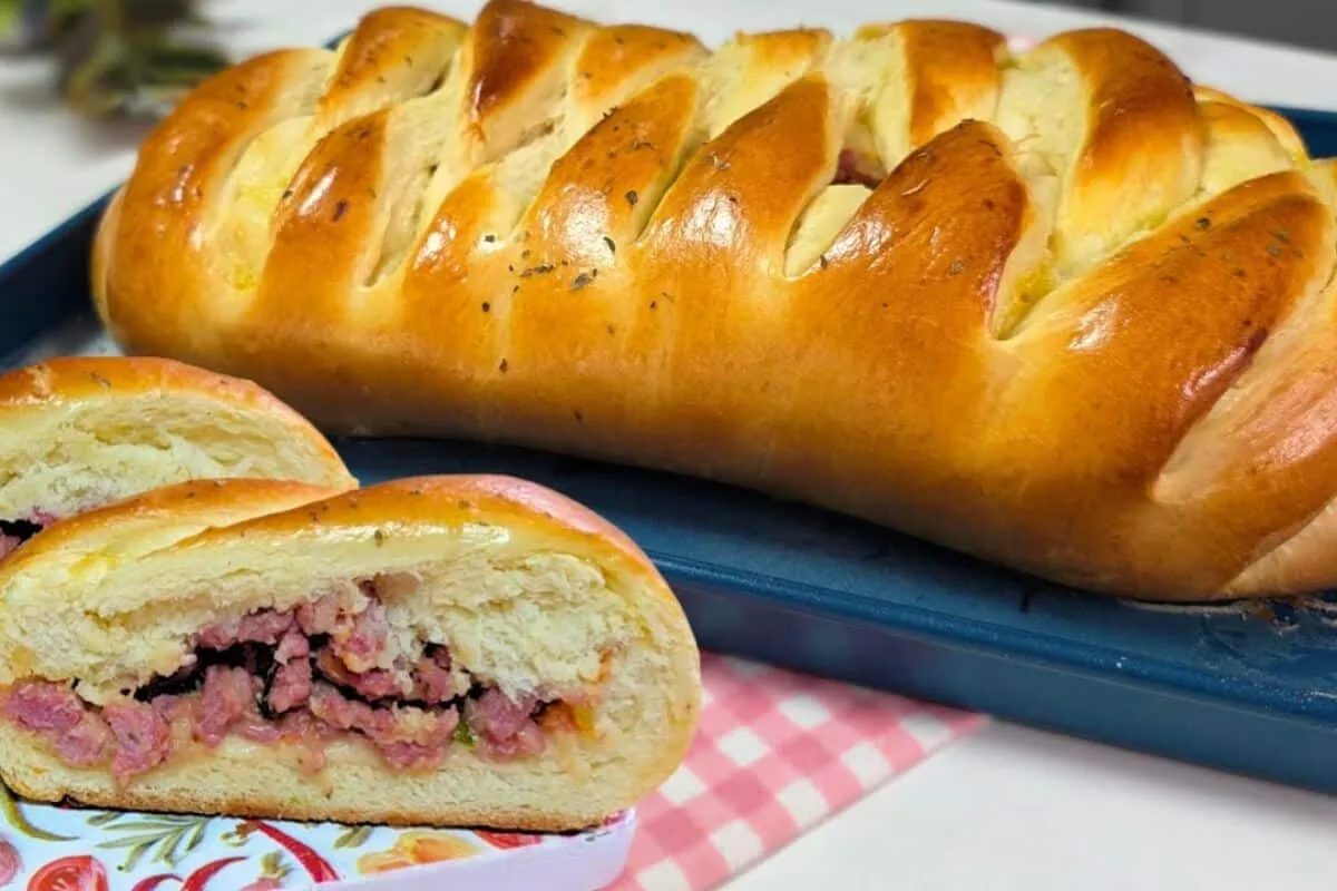 Pão de linguiça: a receita fácil e deliciosa para o lanche d