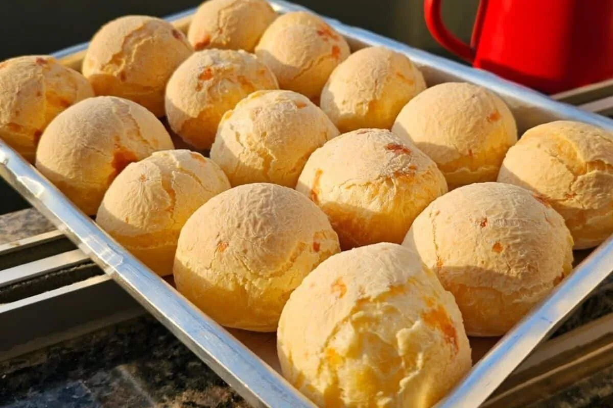 Pão de queijo com polvilho doce, uma receita que não murcha